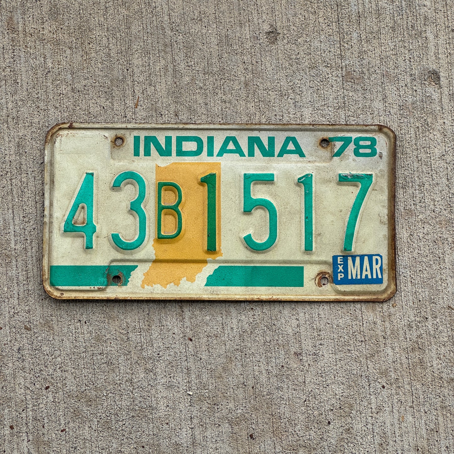 Photo of a 1978 Indiana License Plate Auto Tag Garage Decor Vintage 43 B 1517 with original patina