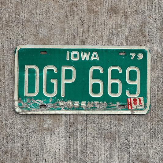 Photo of a 1979 1981 Iowa License Plate Auto Tag Garage Decor Vintage DGP 669 with original patina