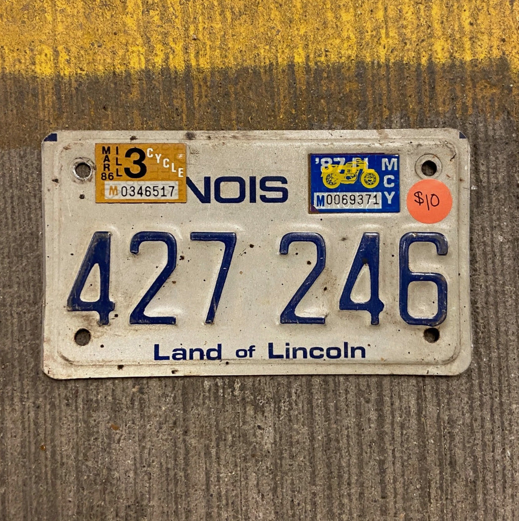 Photo of a 1979 1987 Illinois Motorcycle License Plate Auto Tag Garage Decor 427 246