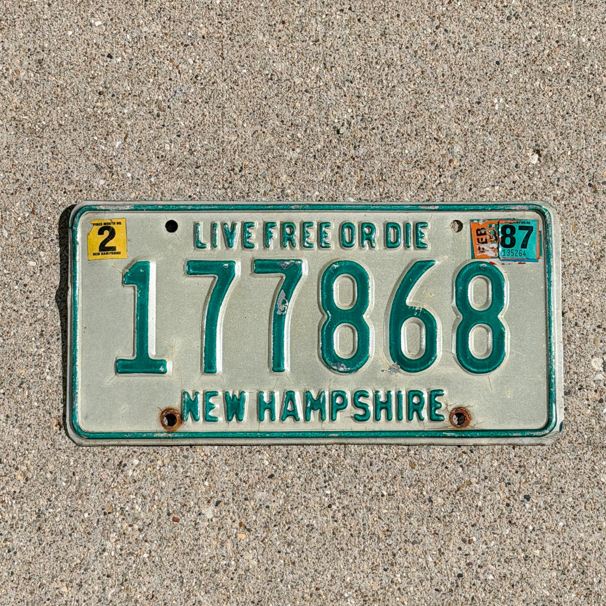 Photo of a 1979 1987 New Hampshire License Plate Auto Tag Garage Decor Vintage 177868 with original patina