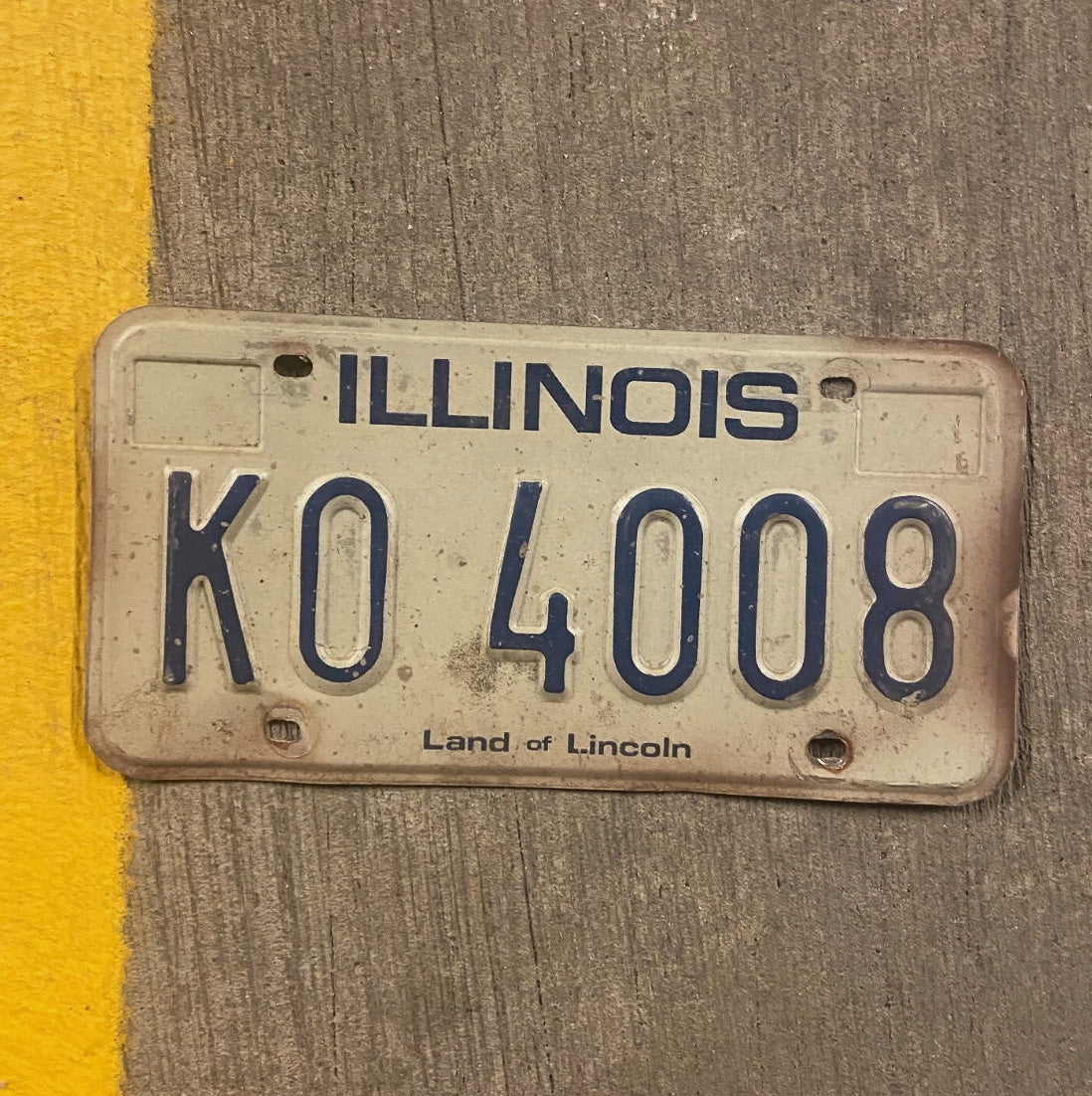 Photo of a 1979 Illinois License Plate Auto Tag Garage Decor Vintage K0 4008