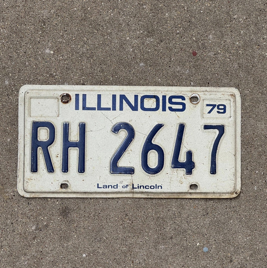 Photo of a 1979 Illinois License Plate Auto Tag Garage Decor Vintage RH 2647