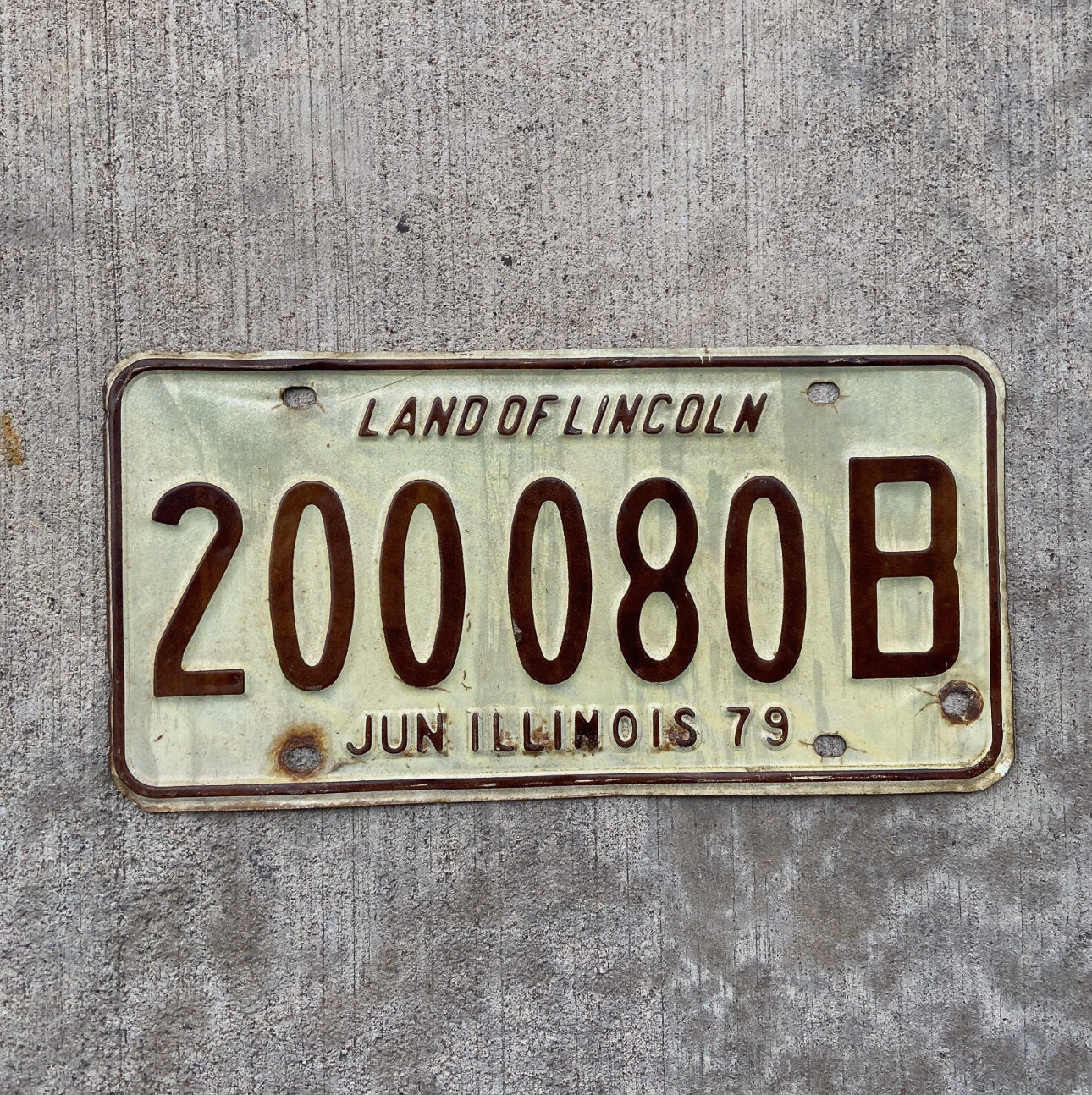 Photo of a 1979 Illinois Truck License Plate Auto Tag Garage Decor Vintage 000 Repeat Repeating 200080 B with original patina