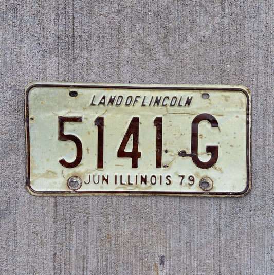Photo of a 1979 Illinois Truck License Plate Auto Tag Garage Decor Vintage 5141 G with original patina