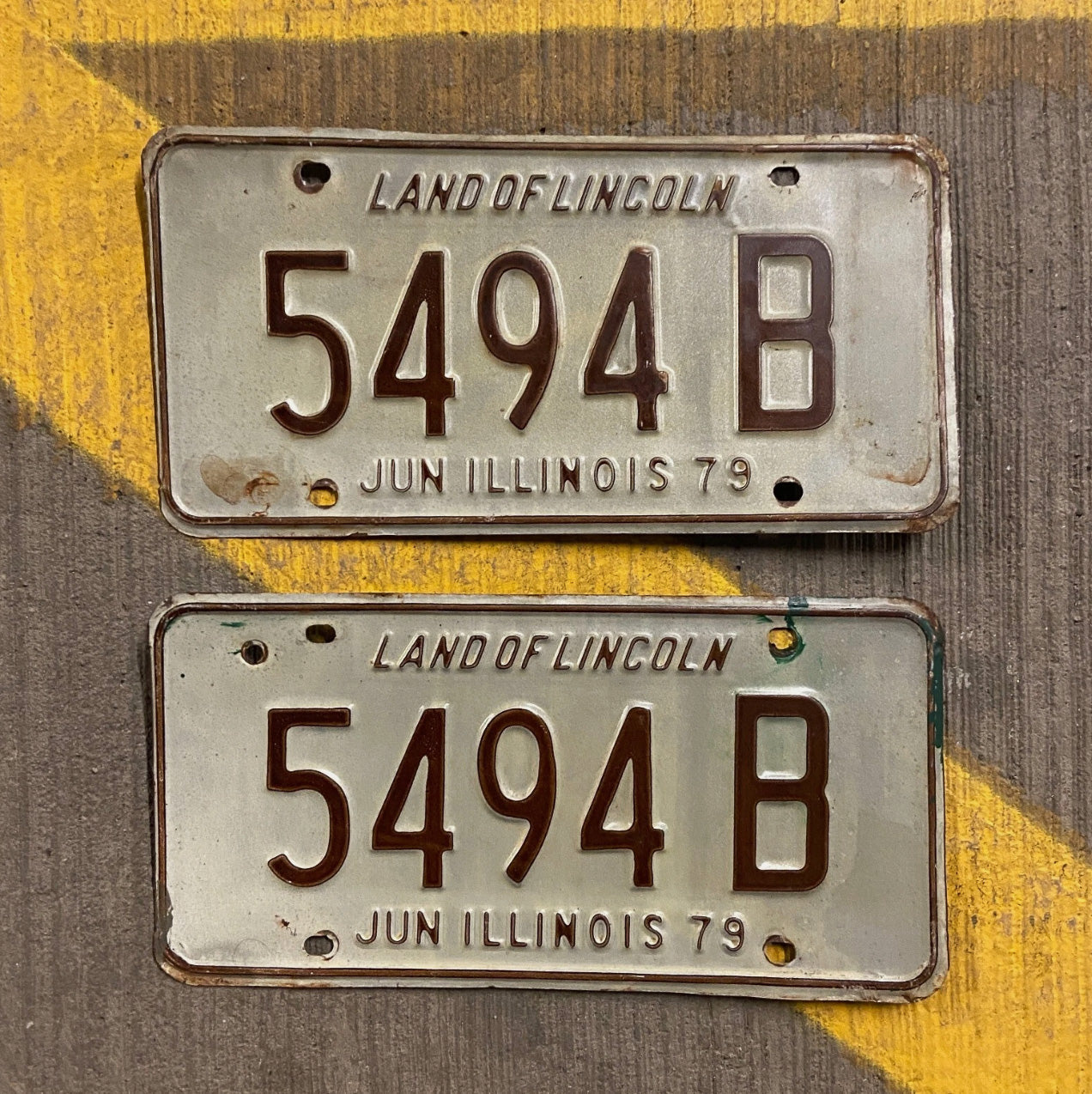 Photo of a 1979 Illinois Truck License Plate Pair Auto Tag Garage Decor Vintage 5494 B with original patina