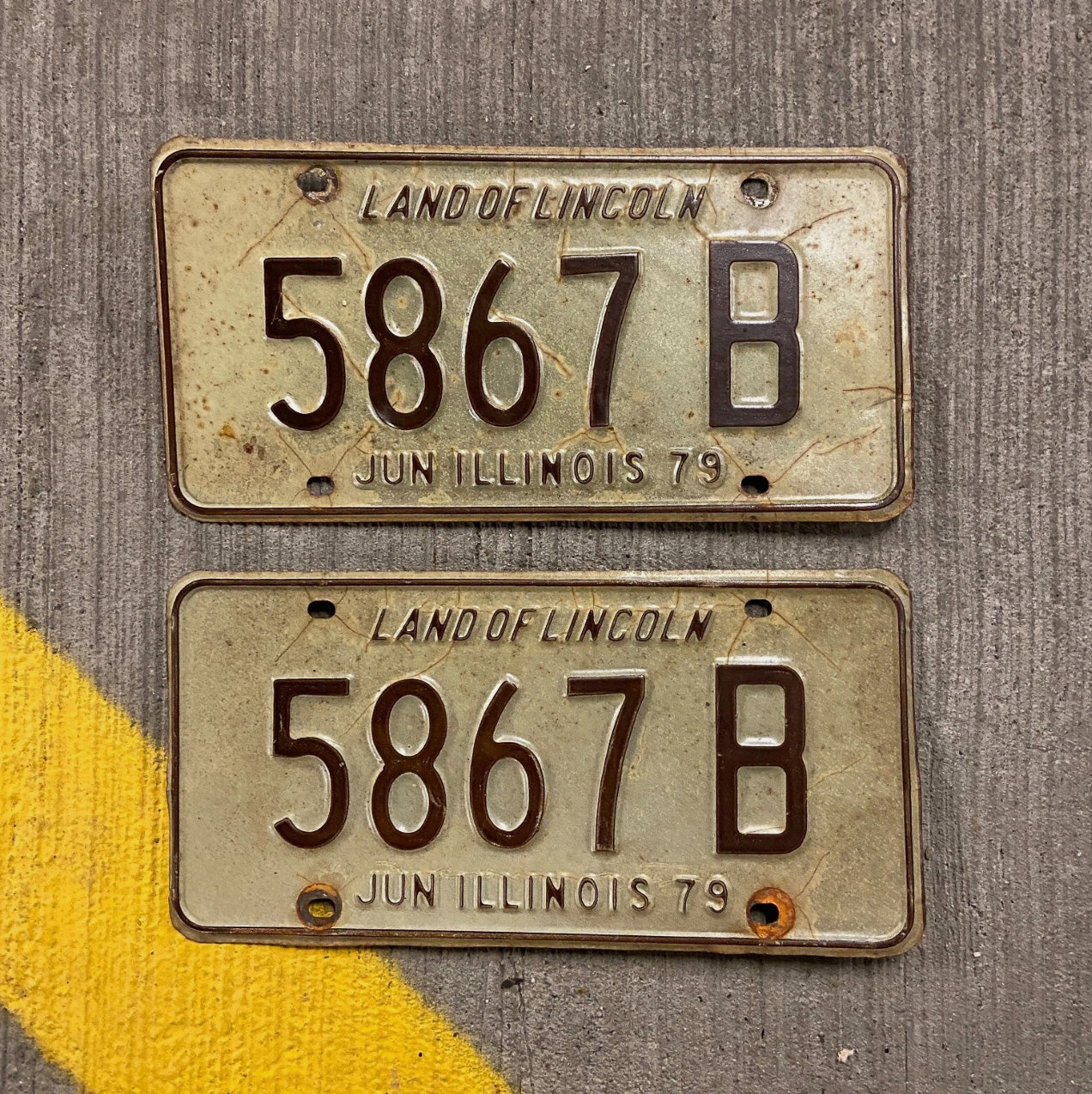 Photo of a 1979 Illinois Truck License Plate Pair Auto Tag Garage Decor Vintage 5867 B with original patina