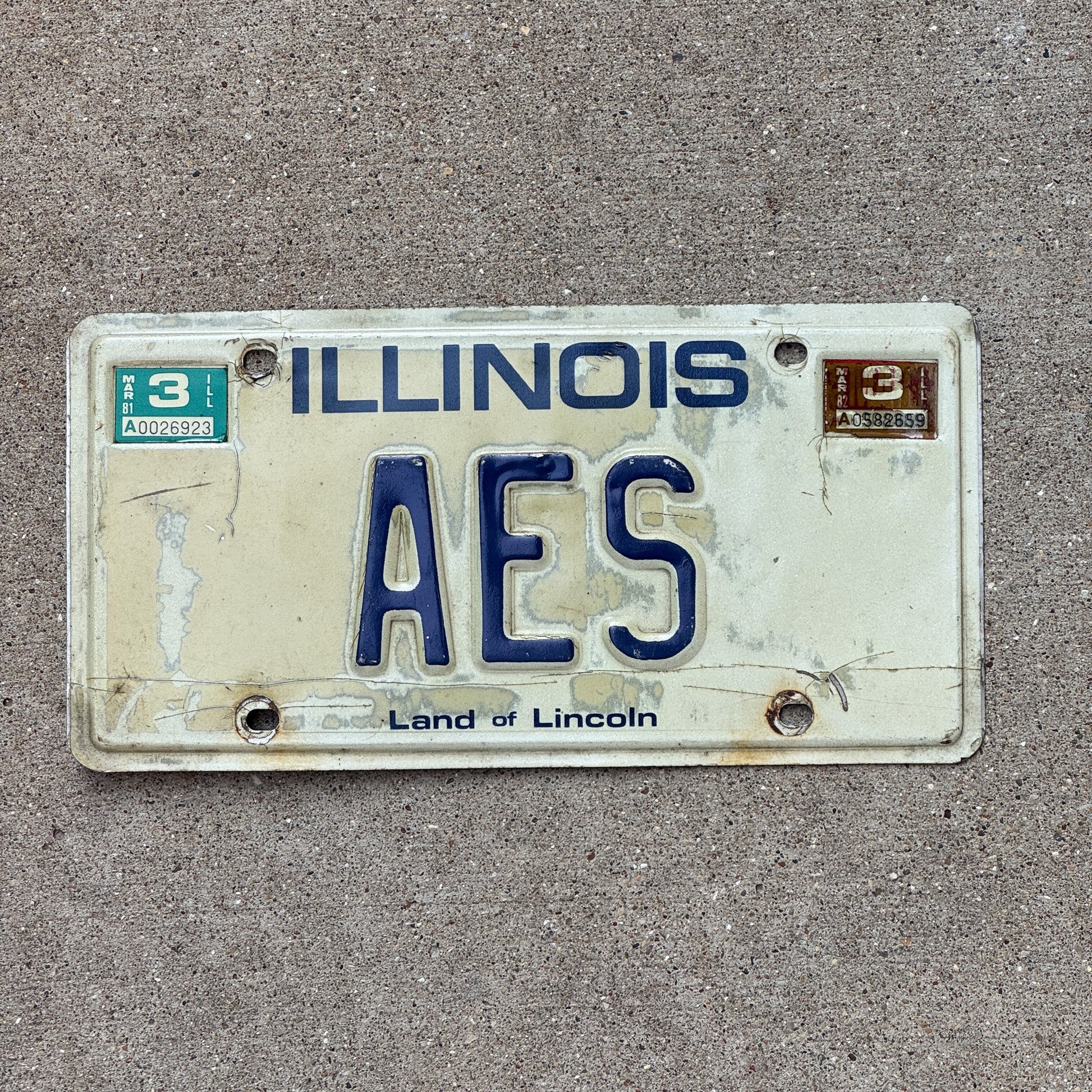 Photo of a 1979 Illinois Vanity License Plate Auto Tag 2 Garage Decor AES