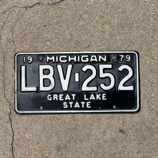 Photo of a 1979 Michigan License Plate Auto Tag Garage Decor Vintage LBV 252