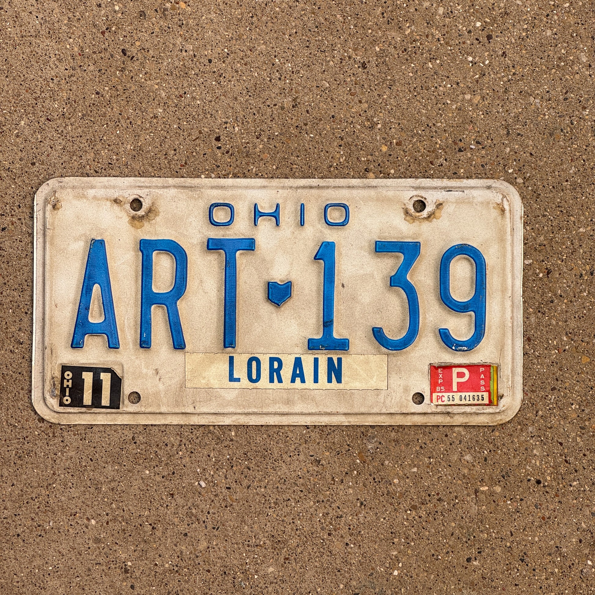 Photo of a 1980 1985 Ohio License Plate Auto Tag 1 Vintage Garage Artist Art Teacher Gift ART 139 with original patina