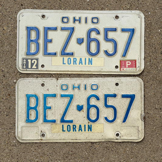 Photo of a 1980 1985 Ohio License Plate Pair Auto Tag Garage Decor Vintage BEZ 657 with original patina