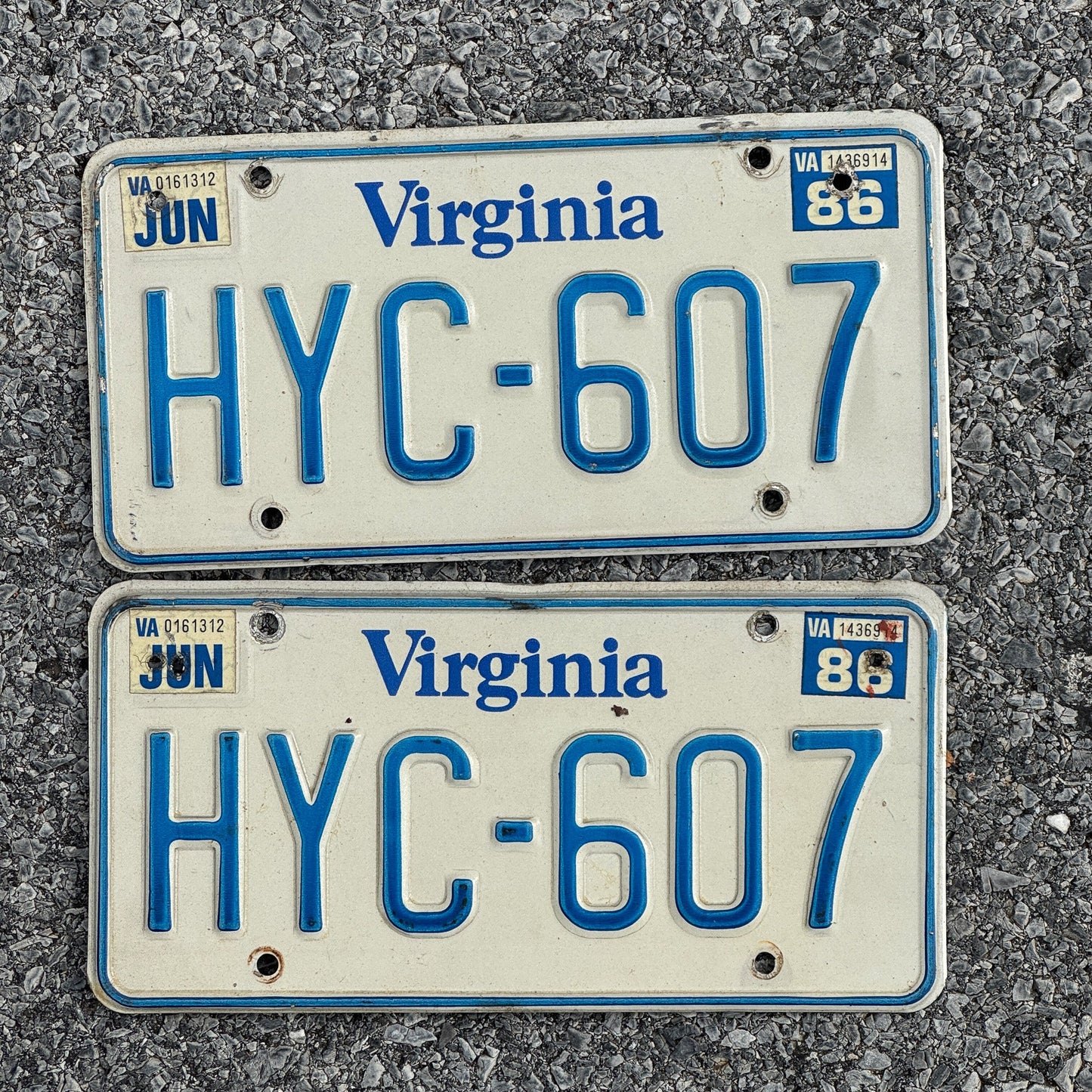 Photo of a 1980 1986 Virginia License Plate Pair Auto Tag Garage Decor Vintage HYC 607