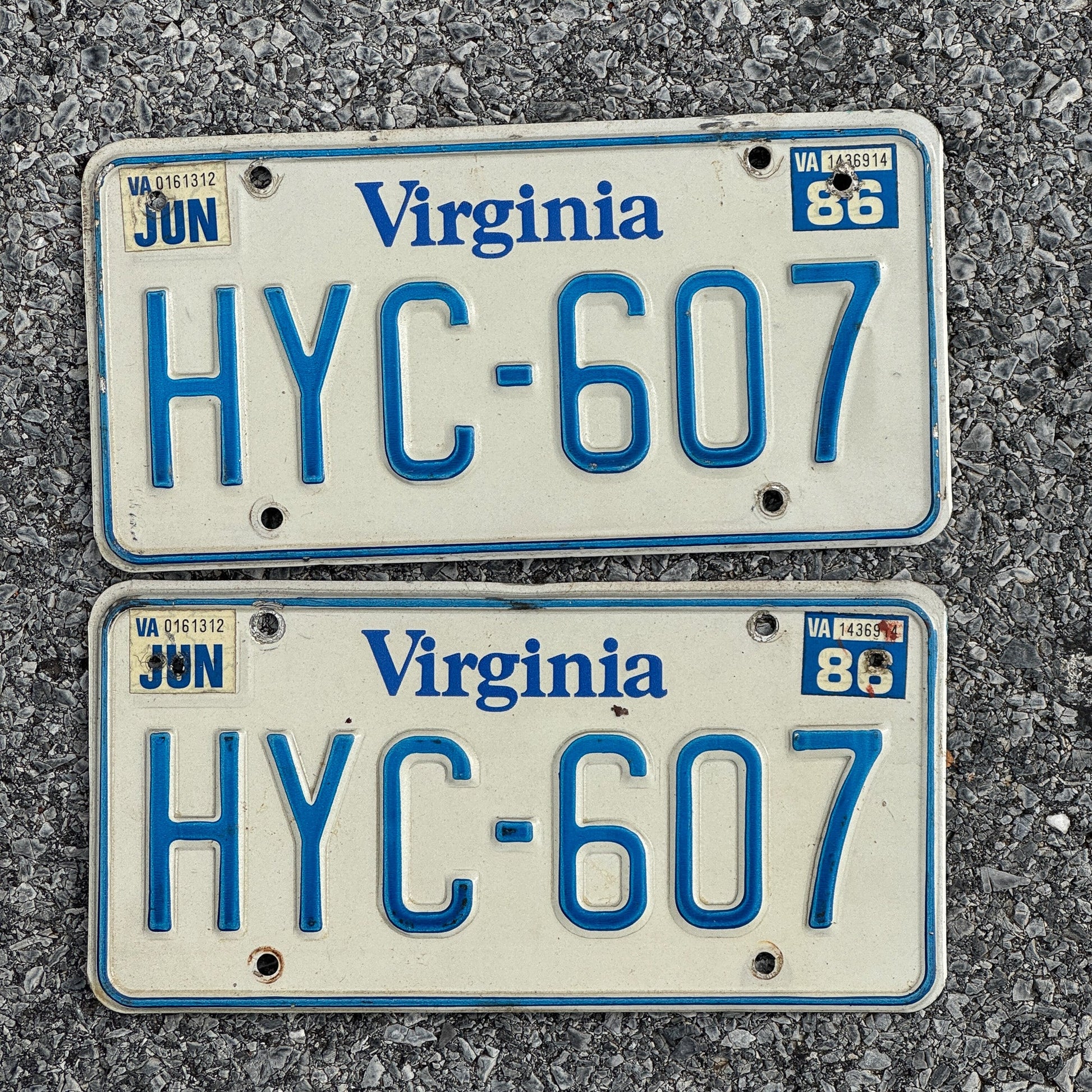 Photo of a 1980 1986 Virginia License Plate Pair Auto Tag Garage Decor Vintage HYC 607