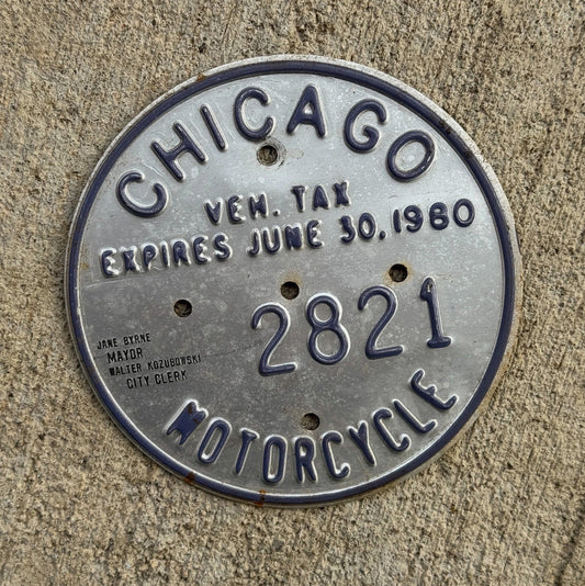 Photo of a 1980 Chicago MOTORCYCLE Tax Tag Disc Disk Medallion Auto Tag Garage Decor Vintage 2821