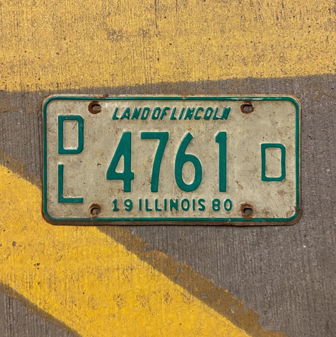 Photo of a 1980 Illinois Dealer License Plate Auto Tag 1 Garage Decor 4761 D