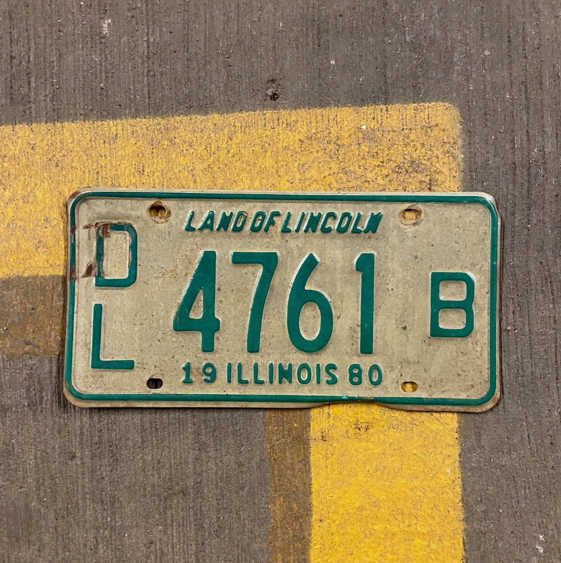 Photo of a 1980 Illinois Dealer License Plate Auto Tag 2 Garage Decor 4761 B
