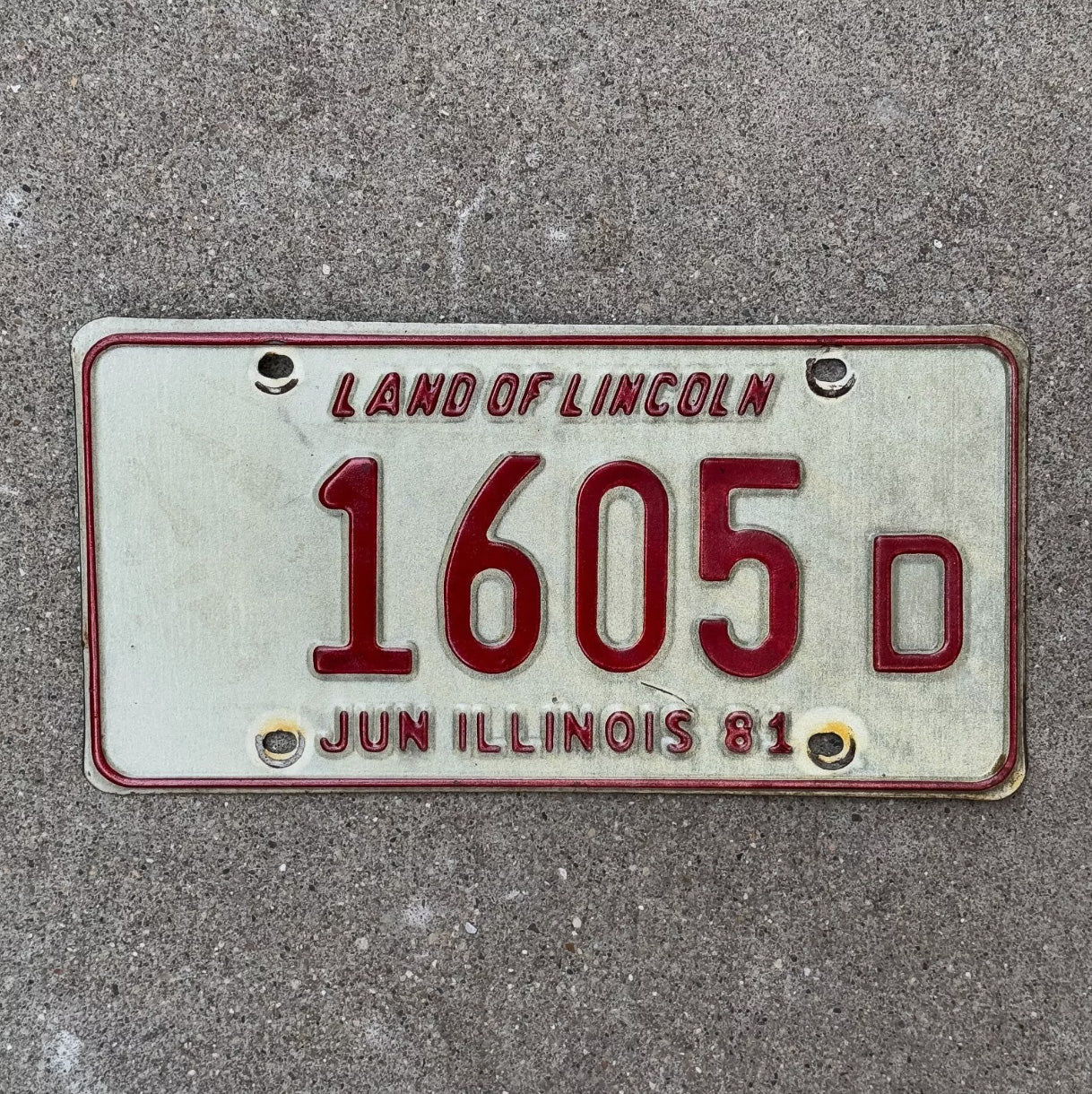 Photo of a 1981 Illinois TRUCK License Plate Auto Tag Garage Decor Vintage License Plate Auto Tag 1 Garage Decor 1605 D