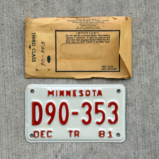 Photo of a 1981 Minnesota Trailer Dealer License Plate Auto Tag Garage Decor Vintage NOS with Envelope D90 353 with original patina