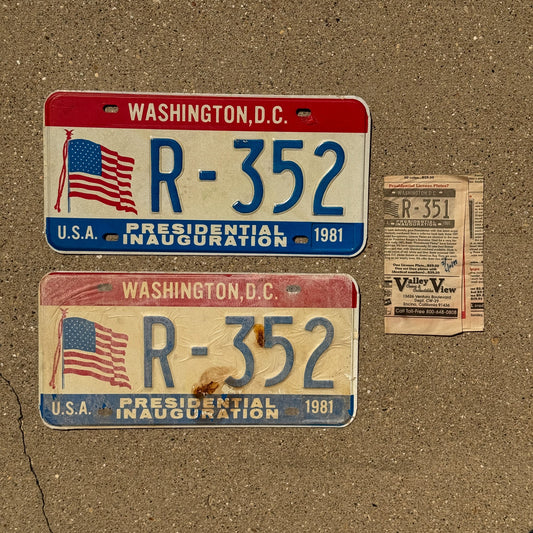 Photo of a 1981 Washington DC Inaugural License Plate Pair Auto Tag Garage Decor Vintage Reagan Inauguration with Provenance Clipping R 352