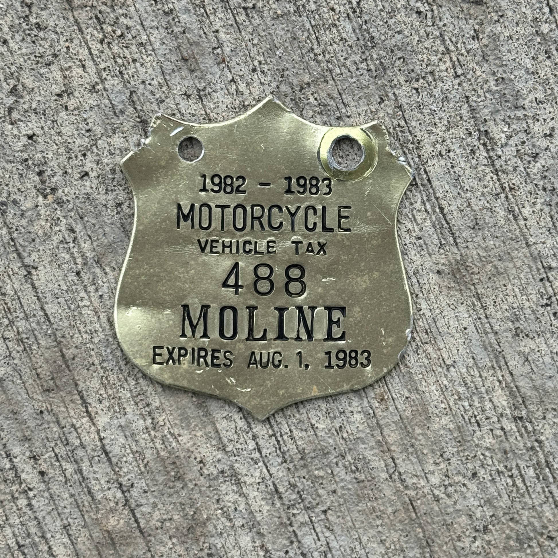 Photo of a 1982 Illinois Motorcycle Tax Tag License Plate Auto Tag Garage Decor Vintage Badge 488 with original patina