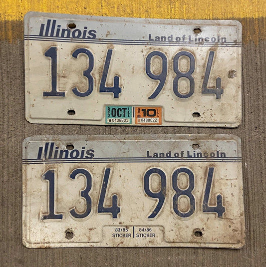 Photo of a 1983 Illinois License Plate Auto Tag Garage Decor Vintage 134 984