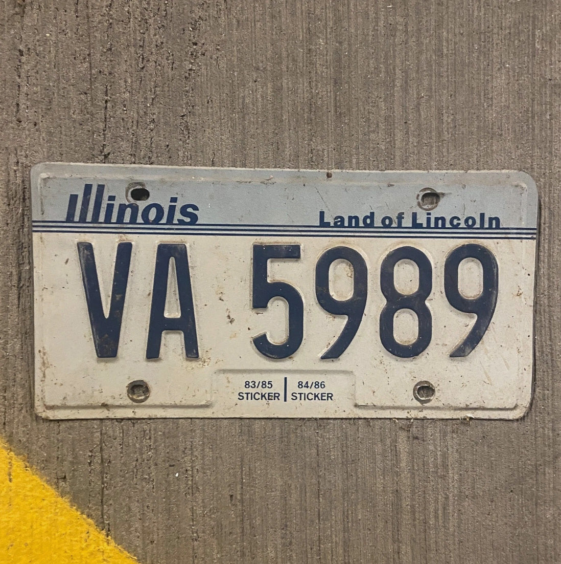 Photo of a 1983 Illinois License Plate Auto Tag Garage Decor Vintage VA 5989