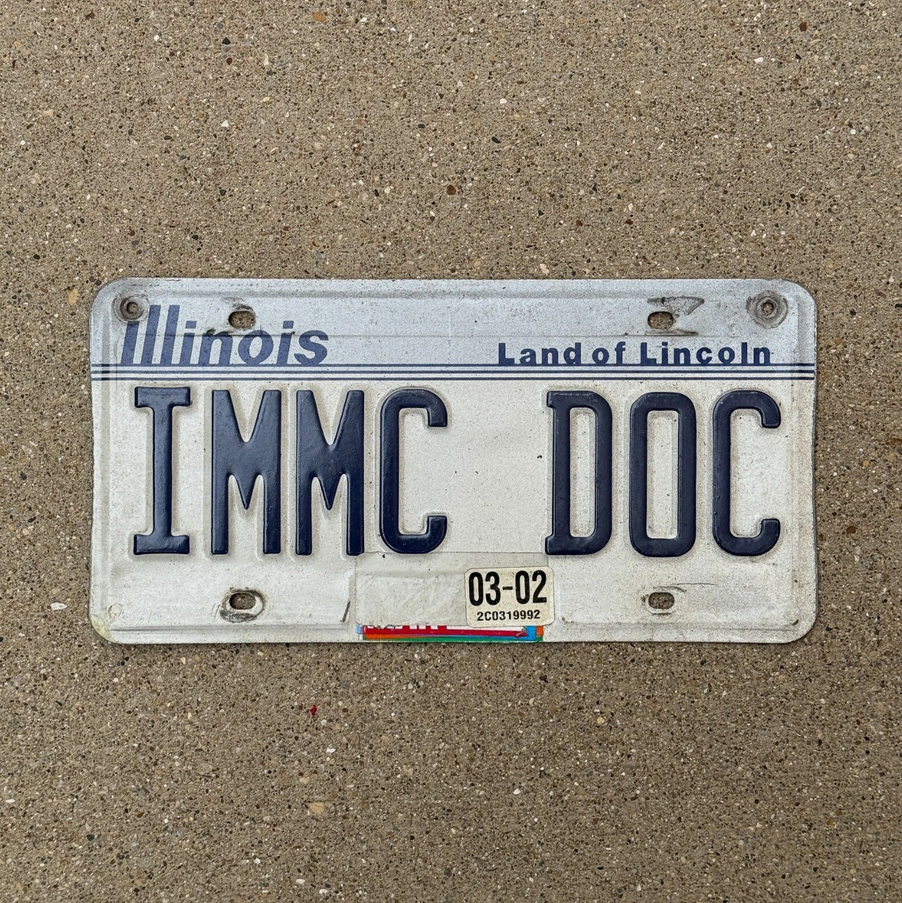 Photo of a 1983 Illinois Vanity License Plate Auto Tag 2 Garage Decor Doctor IMMC DOC