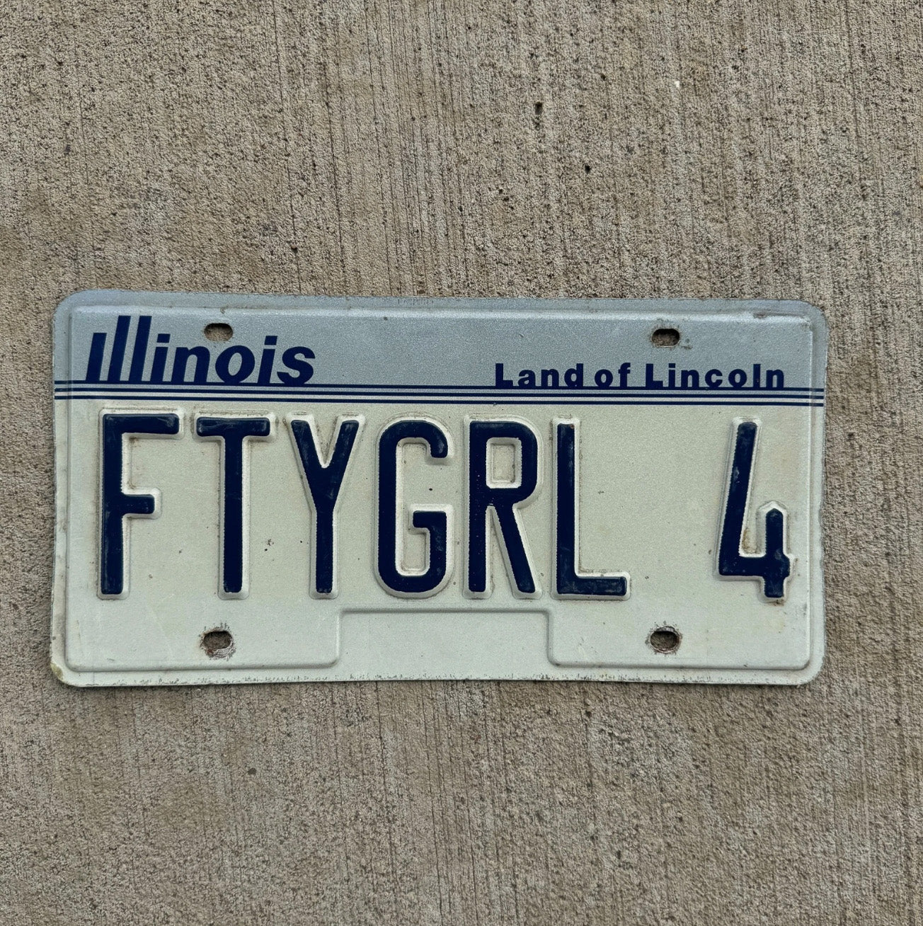 Photo of a 1983 Illinois Vanity License Plate Auto Tag 2 Garage Decor Girl FTY GRL 4