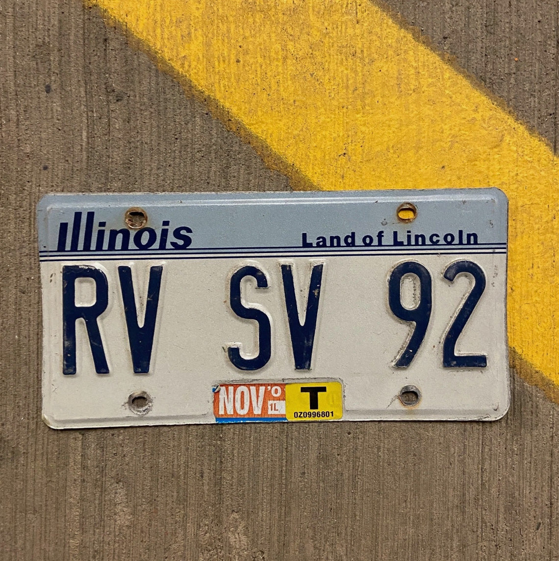 Photo of a 1983 Illinois Vanity License Plate Auto Tag Garage Decor Vintage RV SV 92