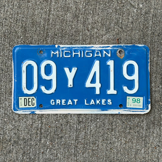 Photo of a 1984 1998 Michigan Non-Profit License Plate Auto Tag Garage Decor Vintage 09 Y 419 with original patina