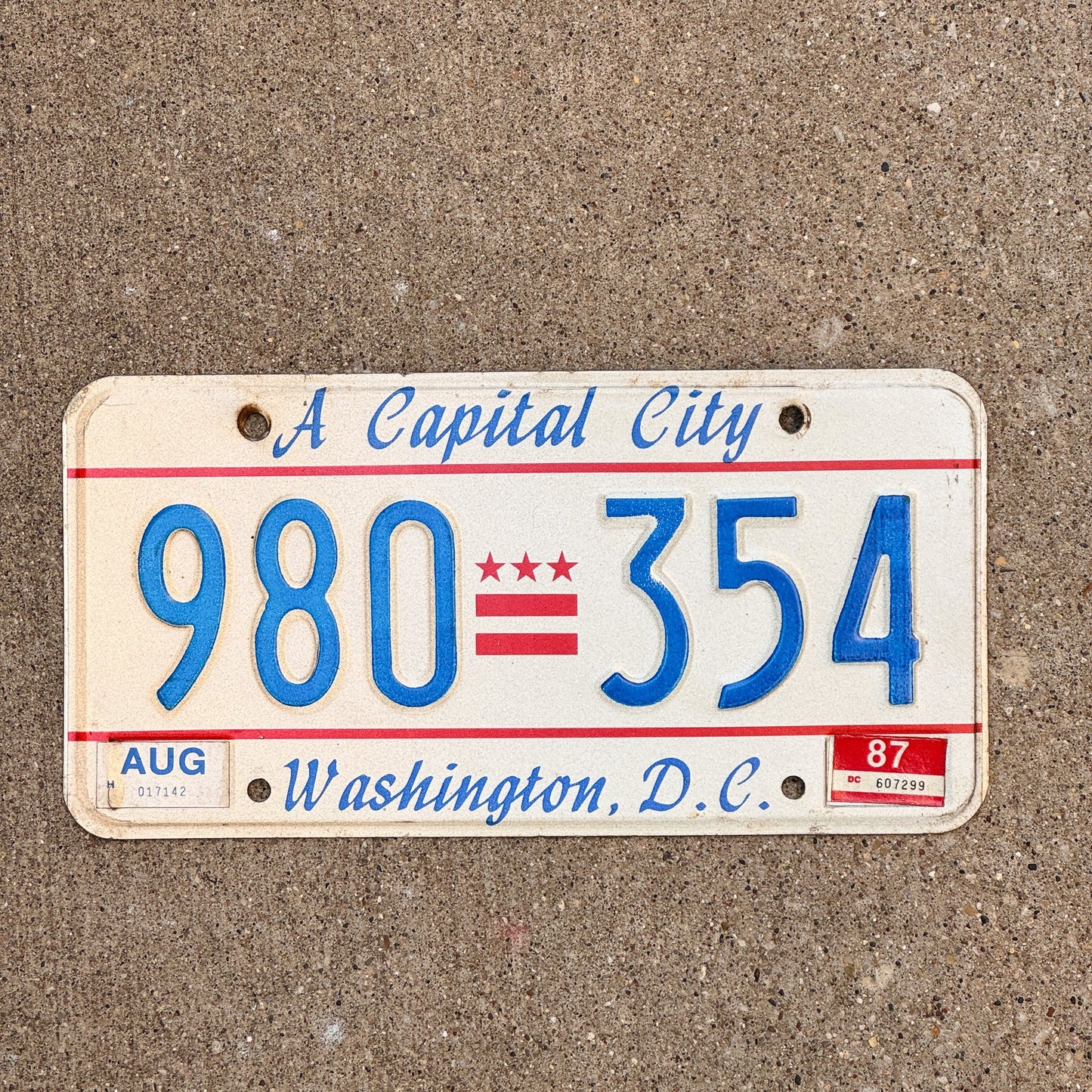 Photo of a 1985 1987 Washington DC License Plate Auto Tag 1 Garage Decor A Capital City 980 354 with original patina