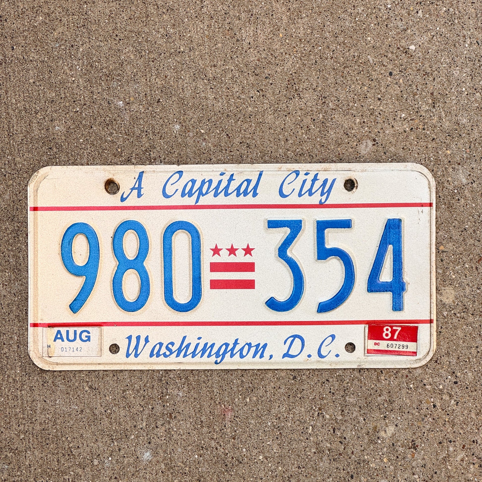Photo of a 1985 1987 Washington DC License Plate Auto Tag 1 Garage Decor A Capital City 980 354 with original patina