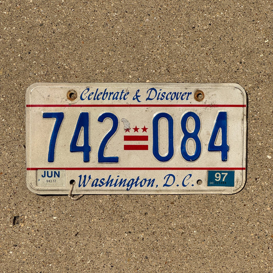 Photo of a 1985 1997 Washington DC License Plate Auto Tag Garage Decor Vintage 742 084