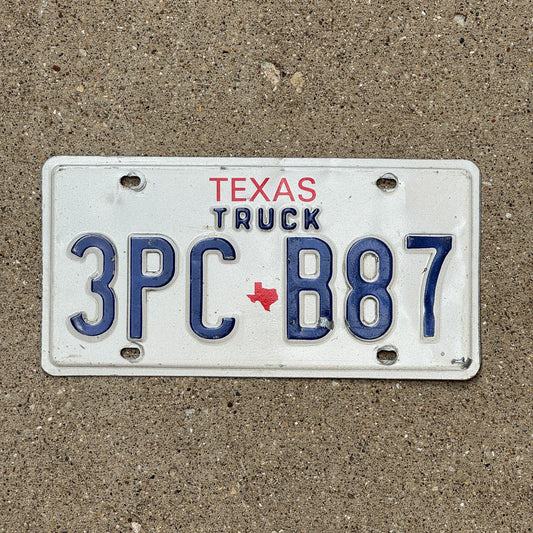 Photo of a 1985 Texas Truck License Plate Auto Tag Garage Decor Vintage 3PC B87