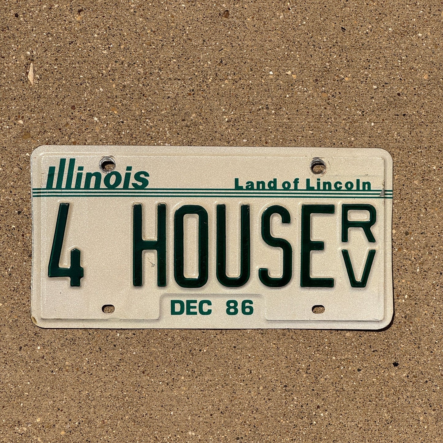 Photo of a 1986 Illinois Vanity RV License Plate Auto Tag Garage Decor Vintage 4 HOUSE