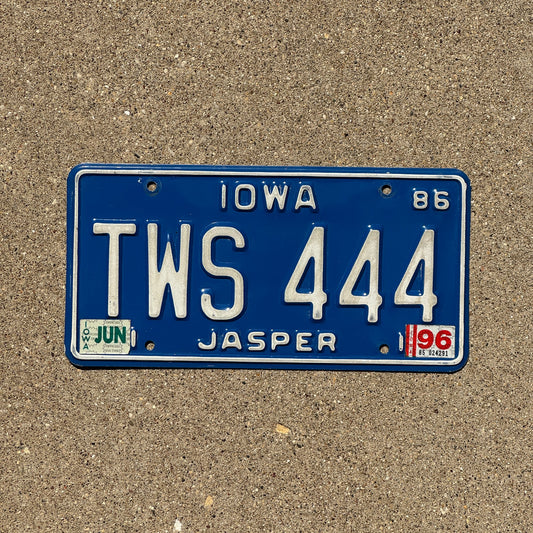 Photo of a 1986 Iowa License Plate Auto Tag 1 Garage Decor Repeat Repeating TWS 444