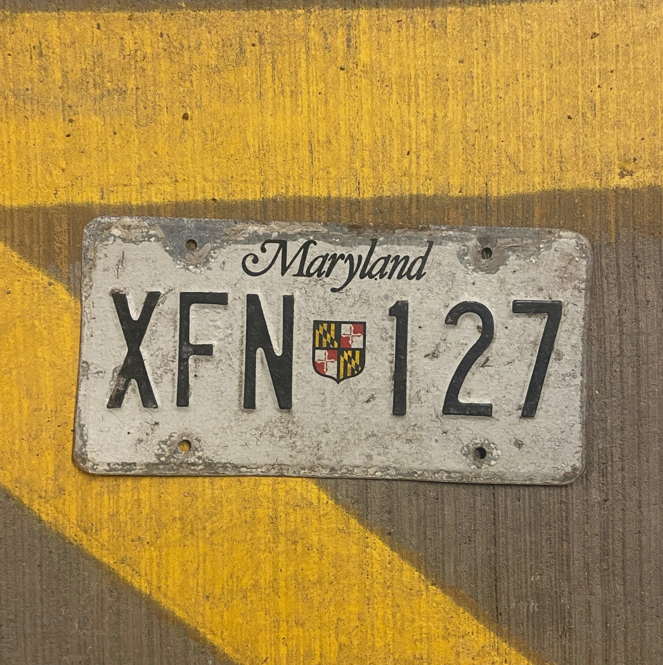 Photo of a 1986 Maryland License Plate Auto Tag Garage Decor Vintage XFN 127