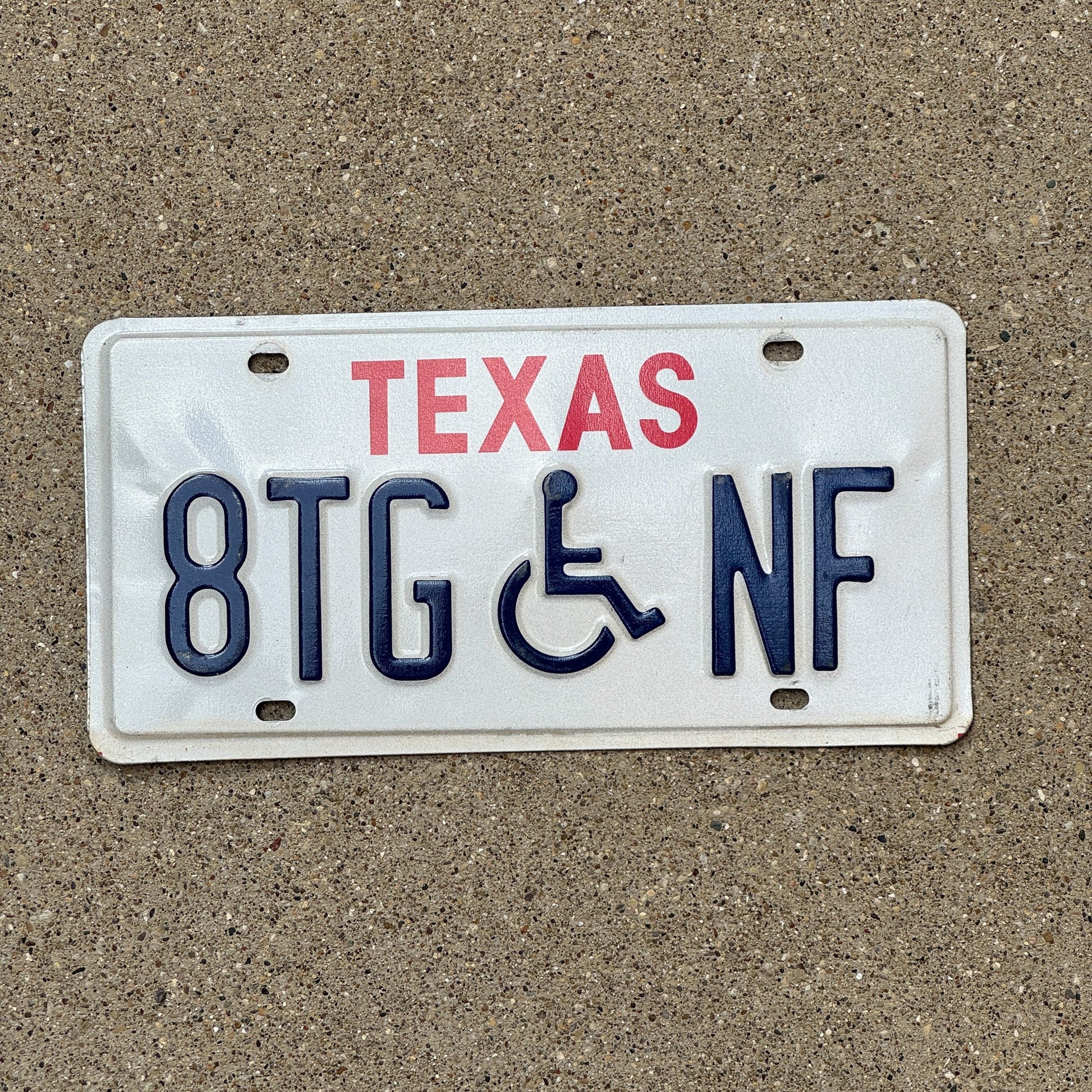 Photo of a 1986 Texas Handicapped License Plate Auto Tag 1 Garage Decor 8TG NF