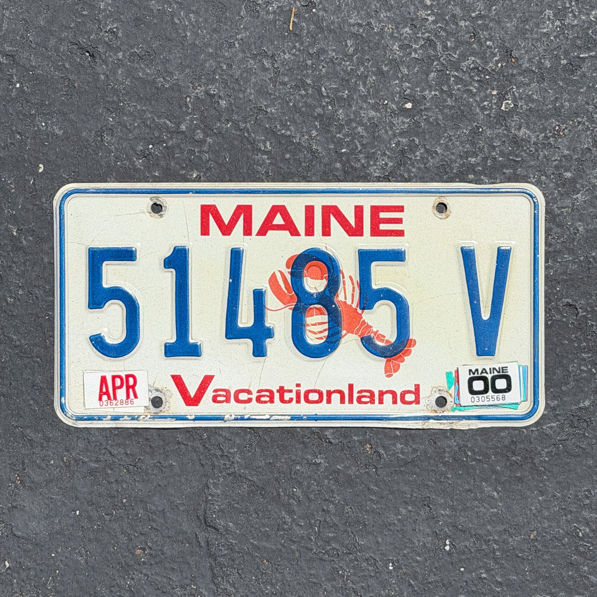 Photo of a 1987 2000 Maine License Plate Auto Tag 2 Vintage Garage Lobster 51485 V with original patina