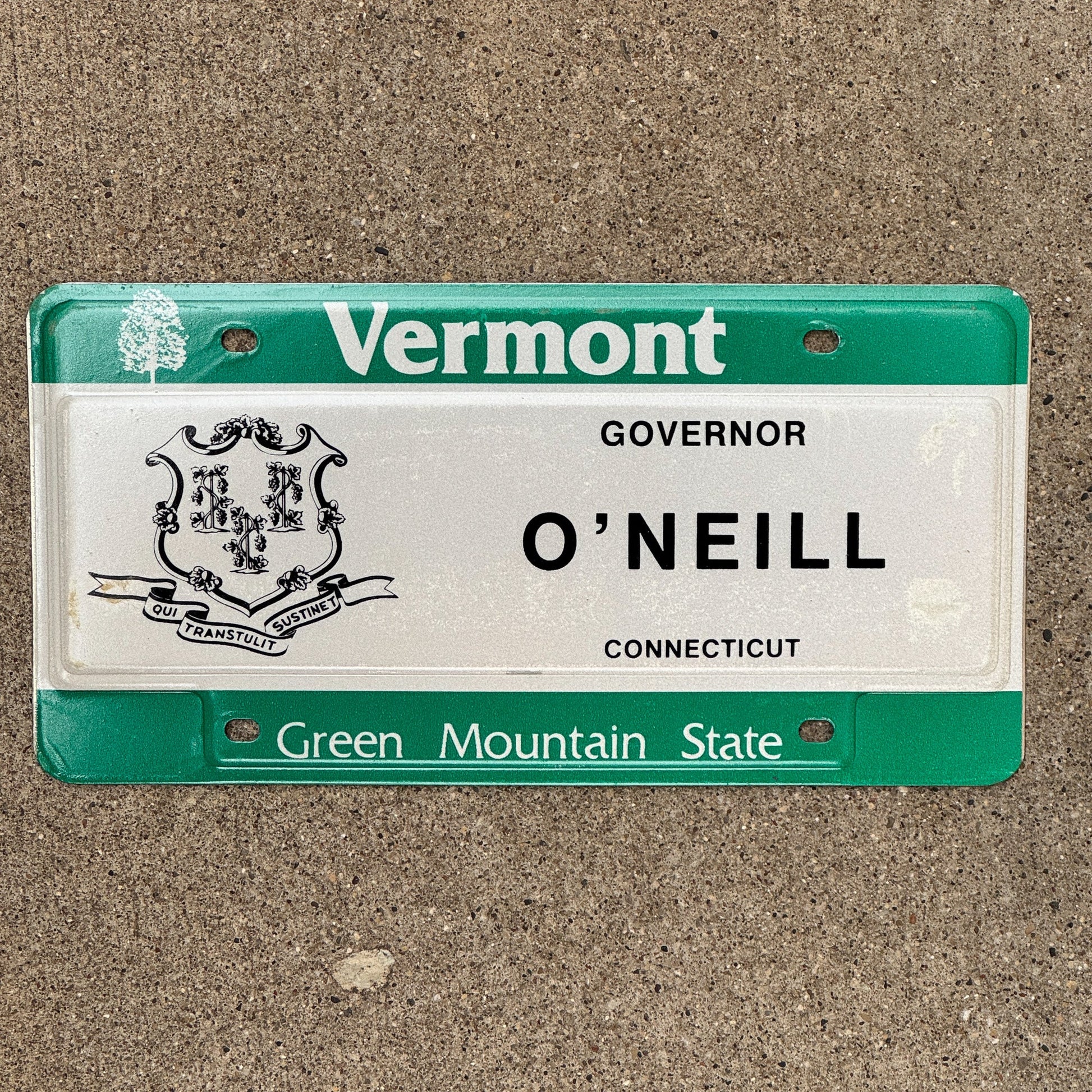 Photo of a 1987 Vermont 50th Governor's Conference License Plate Auto Tag Garage Decor Vintage Connecticut O'NEILL with original patina