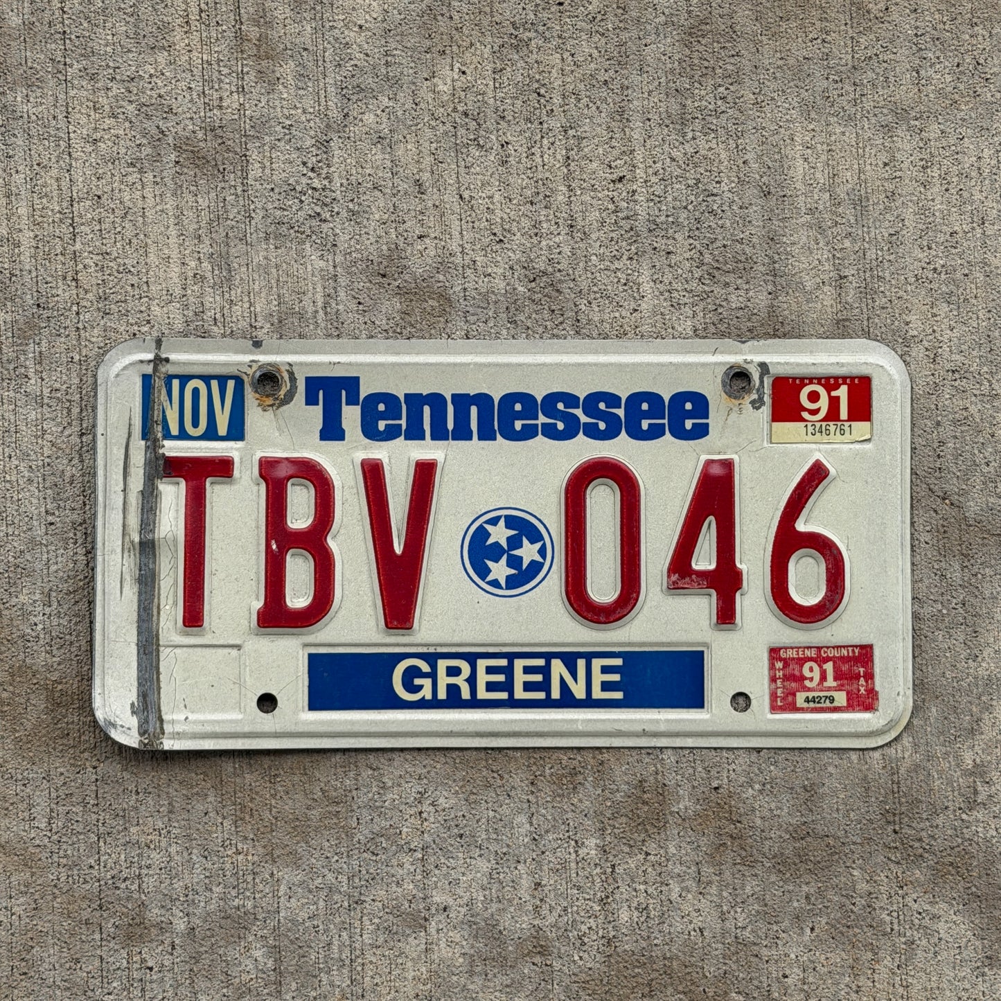 Photo of a 1988 1991 Tennessee License Plate Auto Tag Garage Decor Vintage TBV 046 with original patina