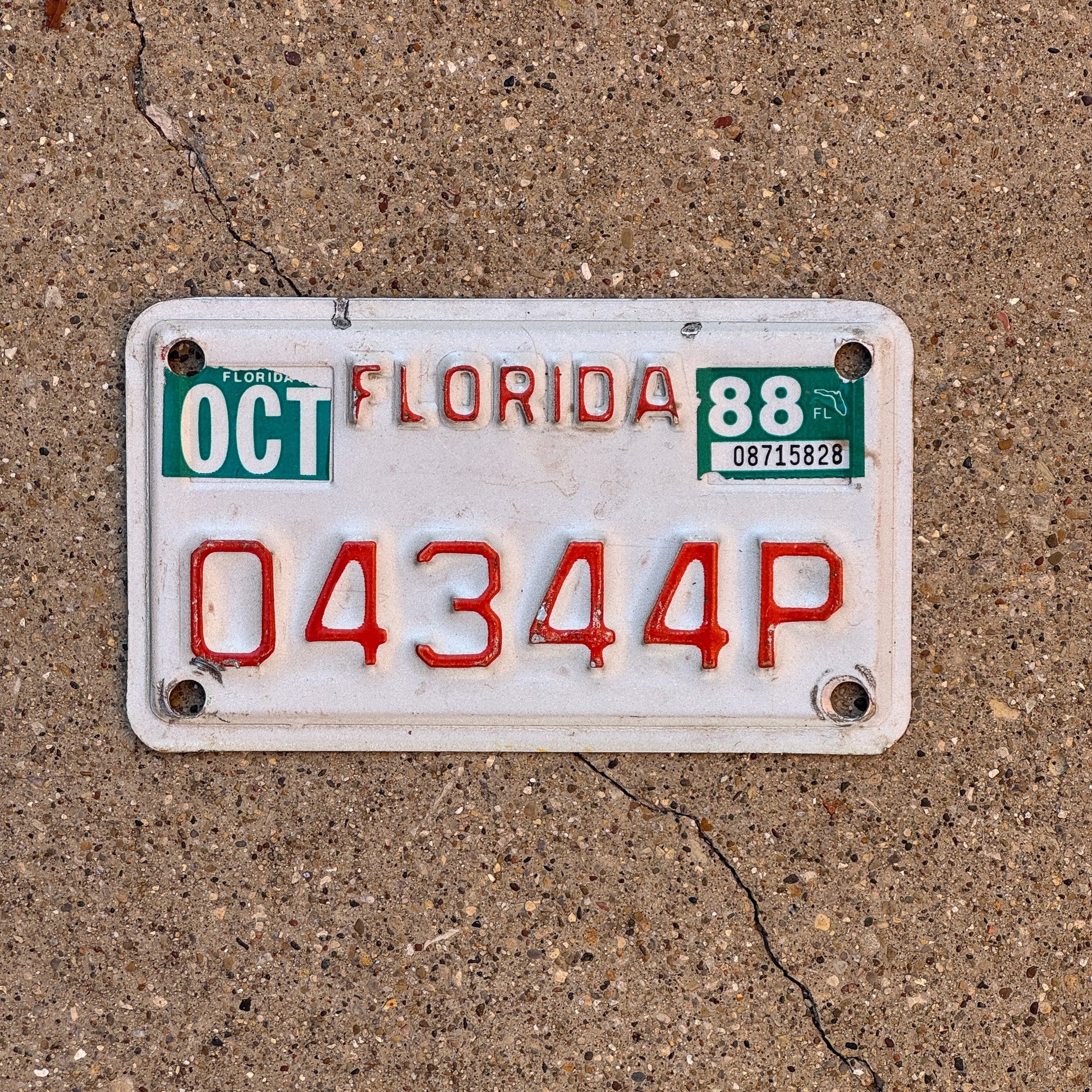 Photo of a 1988 Florida Motorcycle License Plate Auto Tag Garage Decor Vintage 04344P