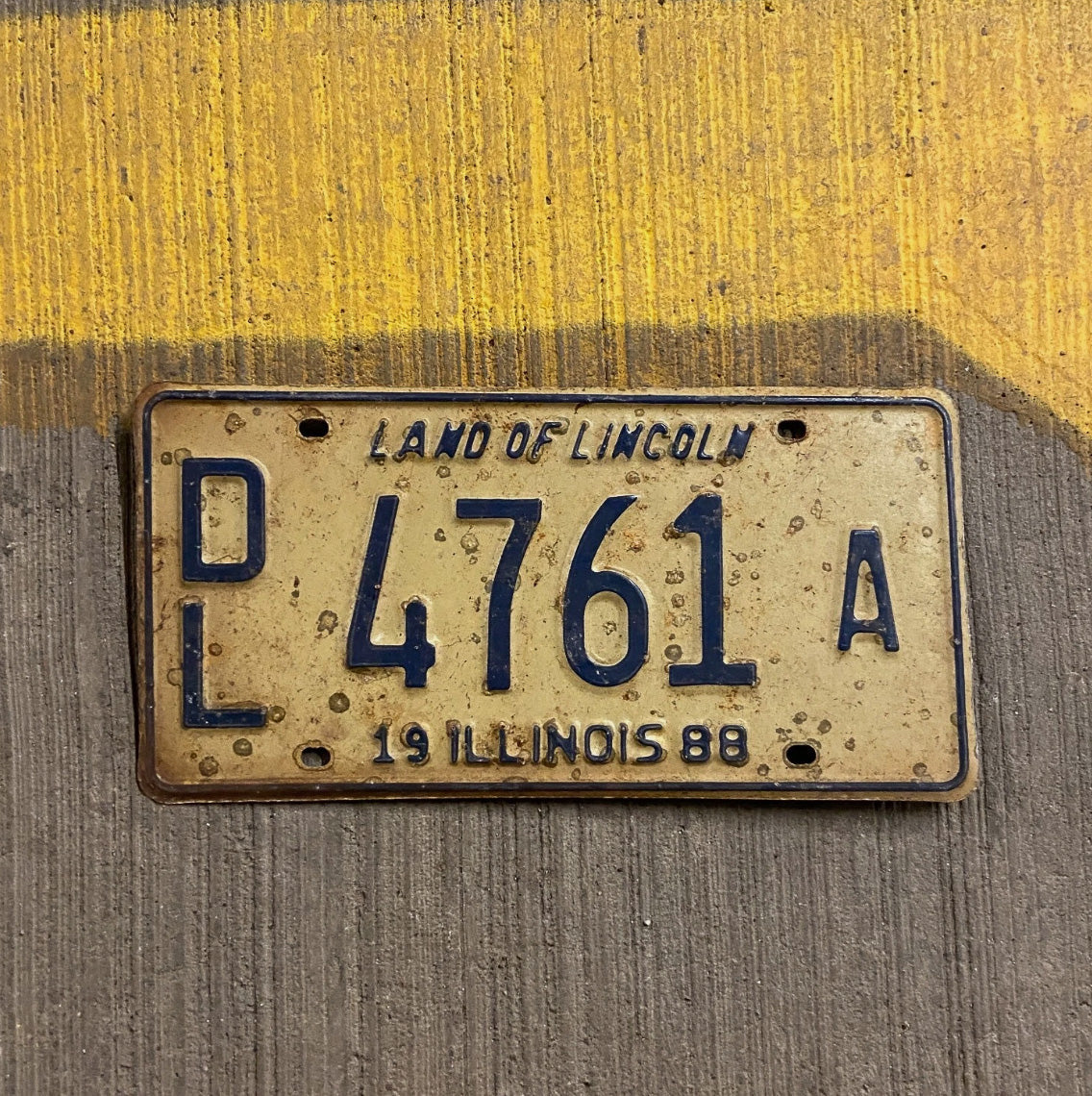 Photo of a 1988 Illinois Dealer License Plate Auto Tag 1 Garage Decor 4761 A