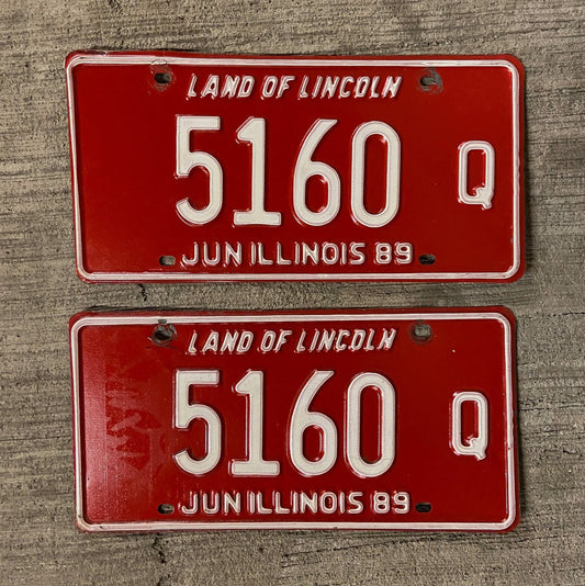 Photo of a 1989 Illinois Truck License Plate Pair Auto Tag Garage Decor Vintage 5160 Q with original patina