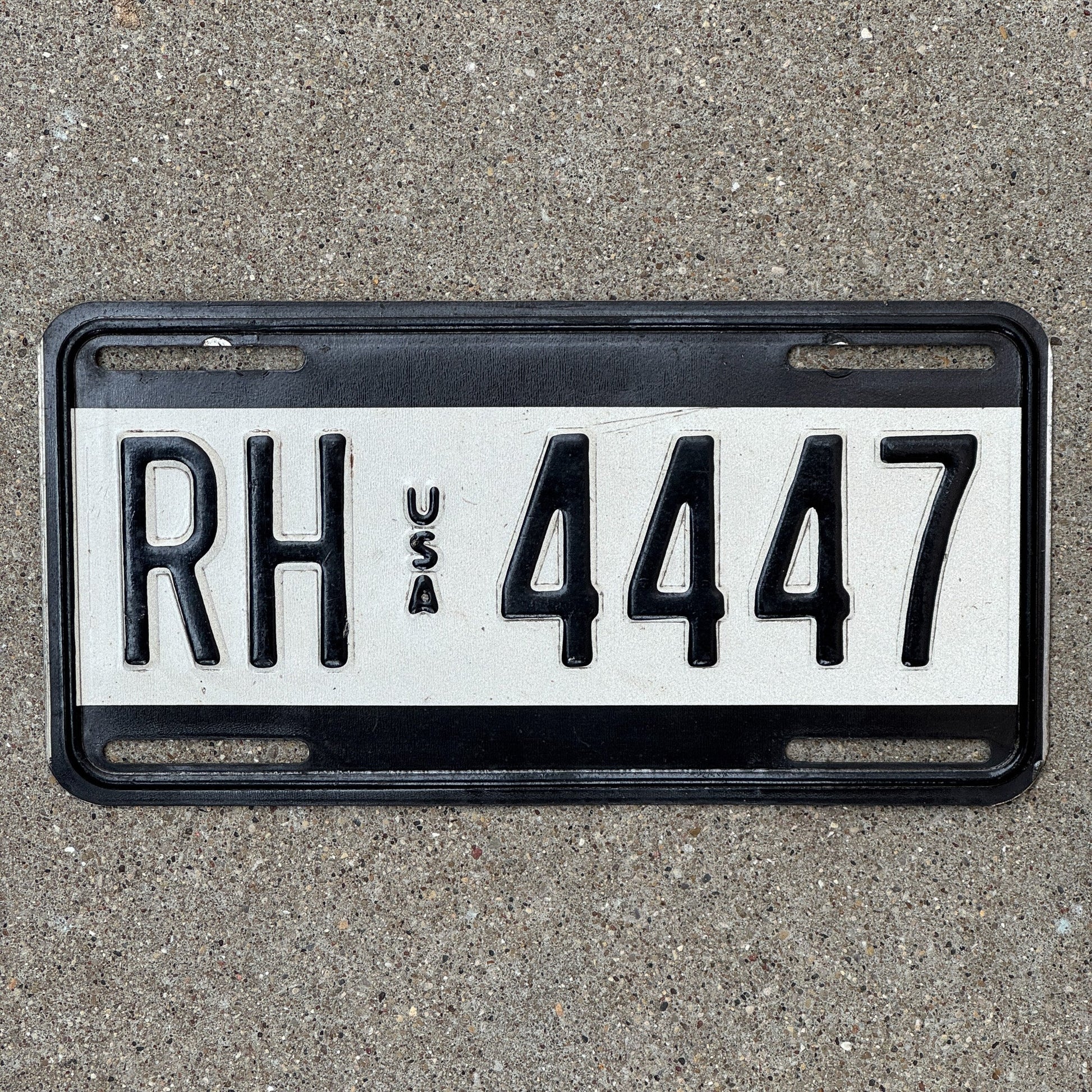 Photo of a 1989 US Forces Germany License Plate Auto Tag Garage Decor Vintage RH 4447 with original patina