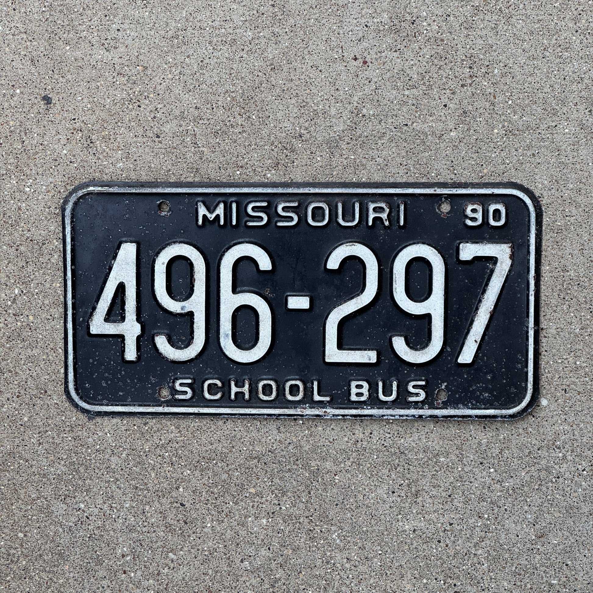 Photo of a 1990 Missouri School Bus License Plate Auto Tag Garage Decor Vintage 496 297