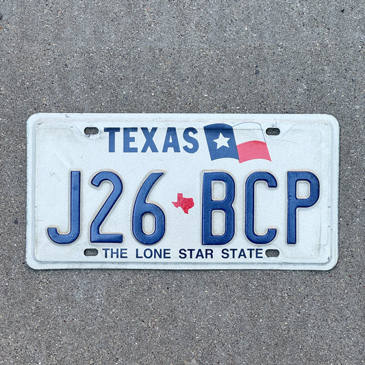 Photo of a 1990 Texas License Plate Auto Tag Garage Decor Vintage J26 BCP with original patina