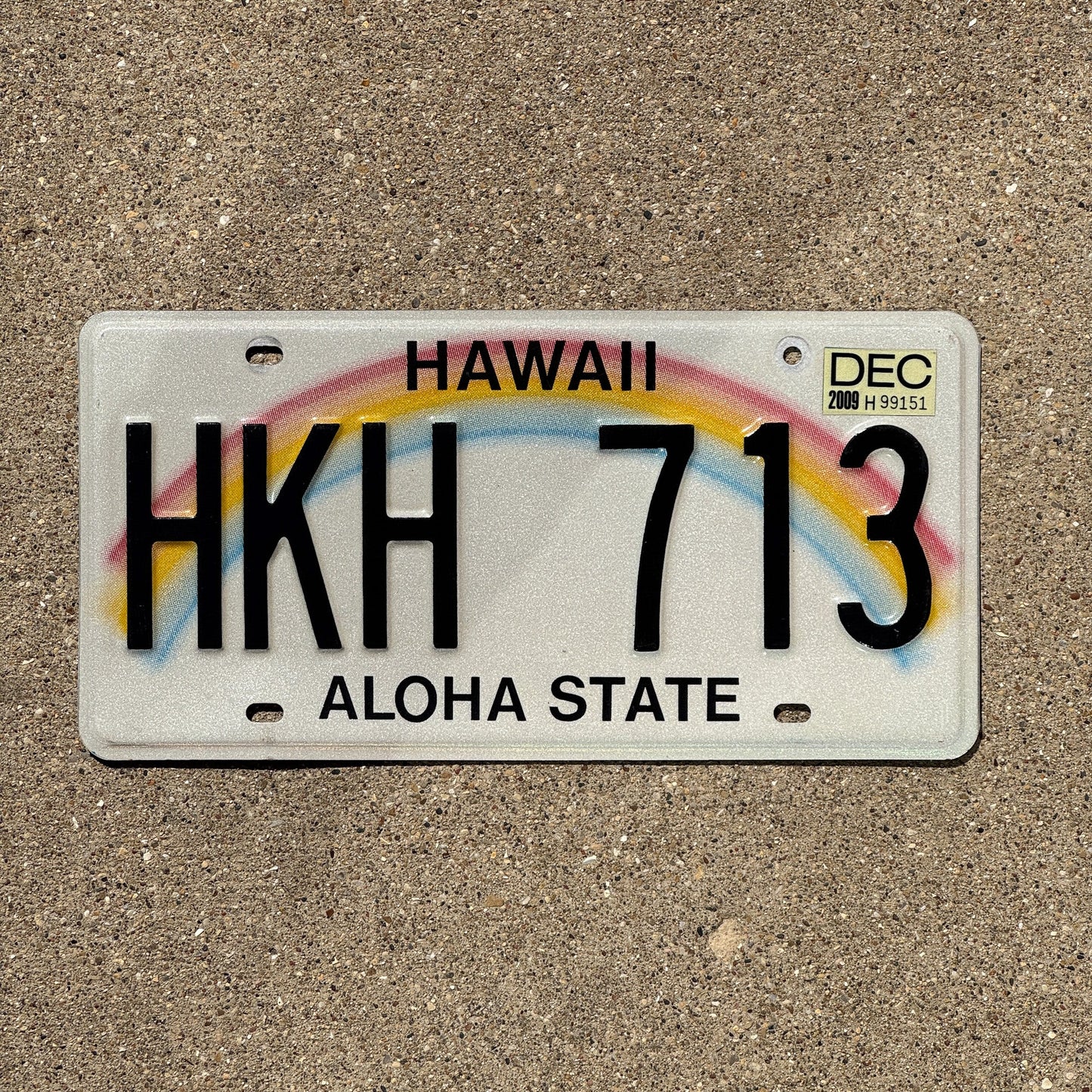 Photo of a 1991 Hawaii License Plate Auto Tag Garage Decor Vintage Rainbow HKH 713
