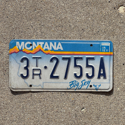 Photo of a 1991 Montana Trailer License Plate Auto Tag Garage Decor Vintage 3 TR 2755 A with original patina