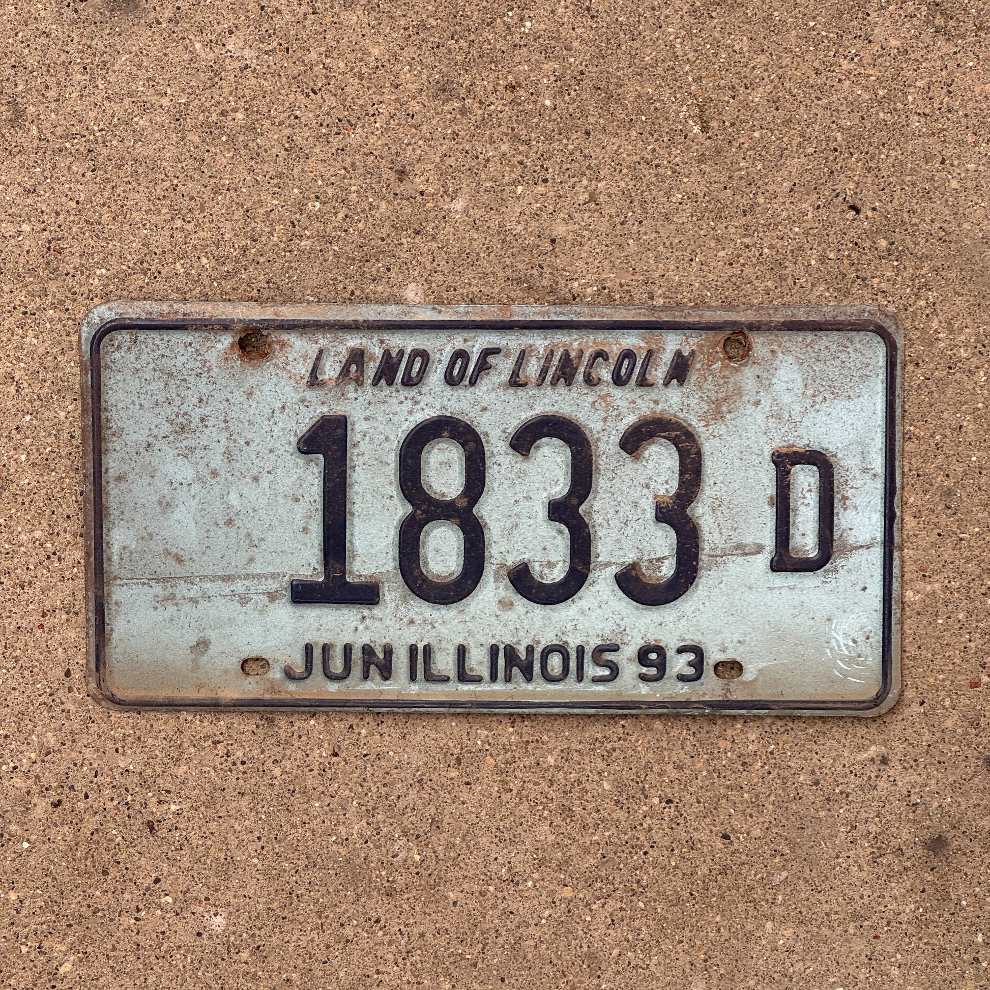 Photo of a 1992 1993 Illinois Truck License Plate Auto Tag 1 Vintage Garage 1833 D with original patina
