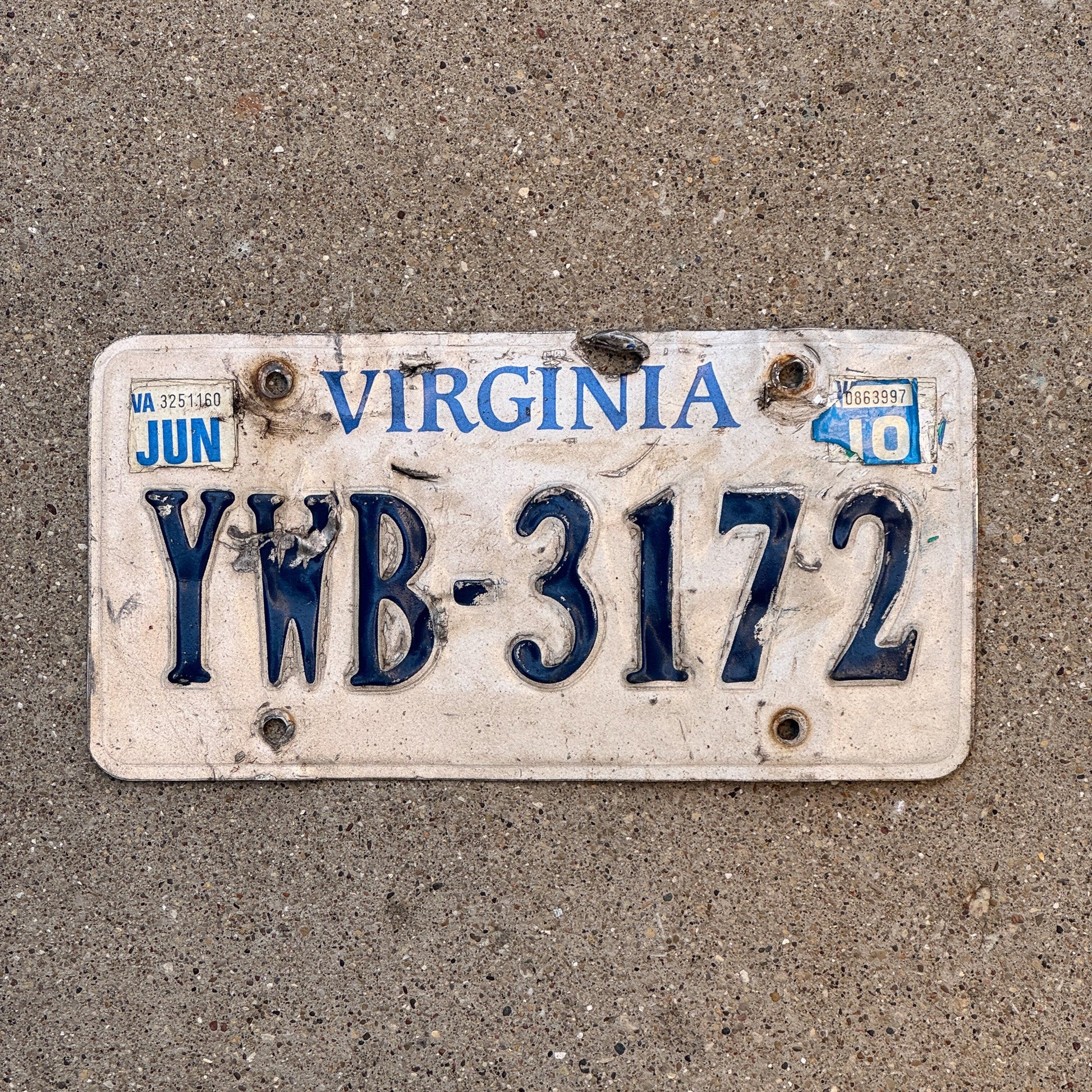 Photo of a 1992 2003 Virginia License Plate Auto Tag Garage Decor Vintage YWB 3172 with original patina